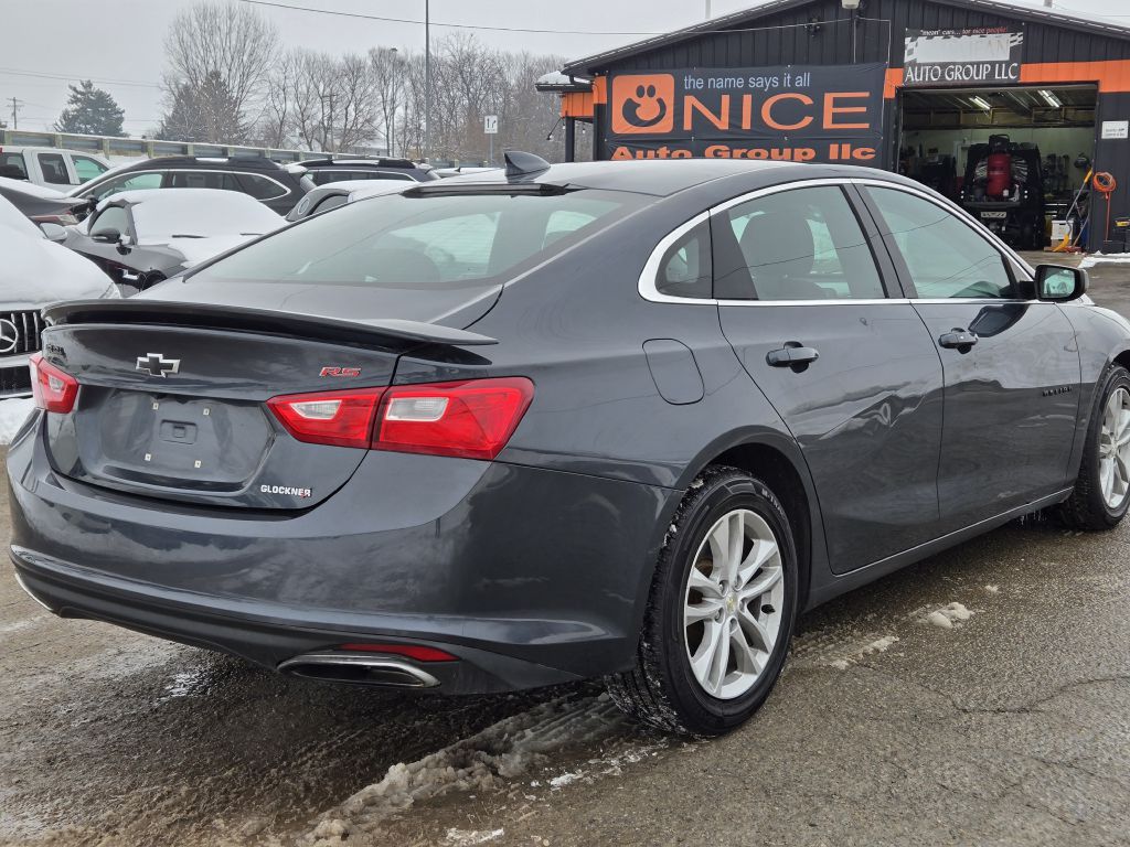 Photo 5 of this CHEVROLET MALIBU