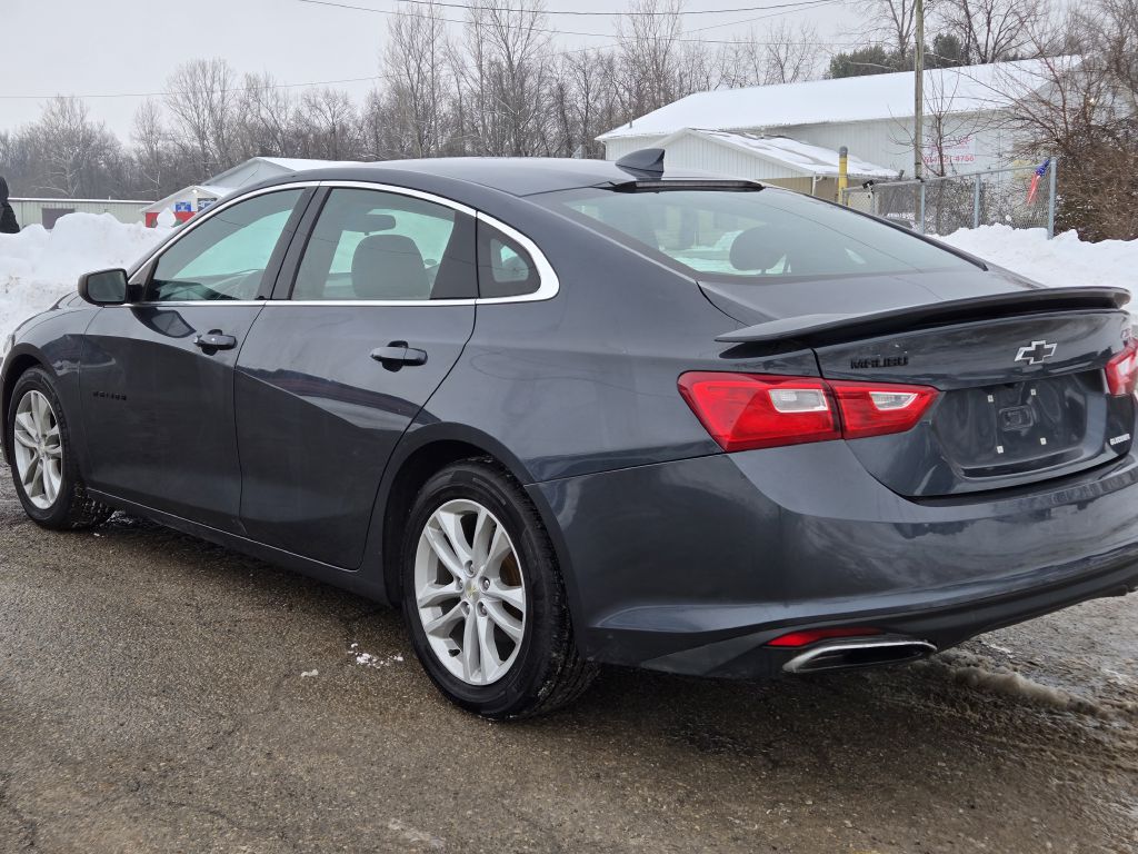 Photo 7 of this CHEVROLET MALIBU