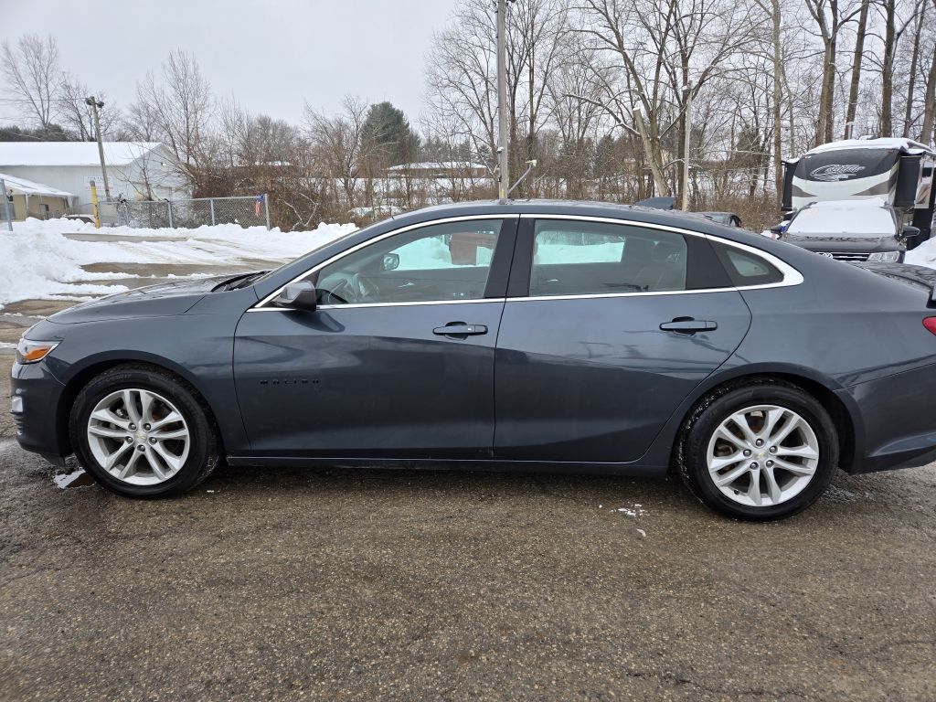 Photo 8 of this CHEVROLET MALIBU