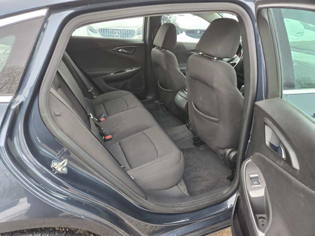 Photo 23 of this CHEVROLET MALIBU