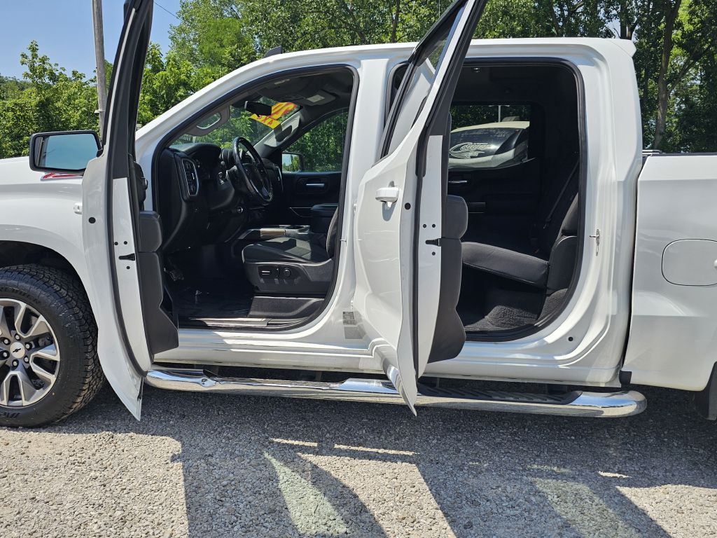 Photo 15 of this CHEVROLET SILVERADO 1500