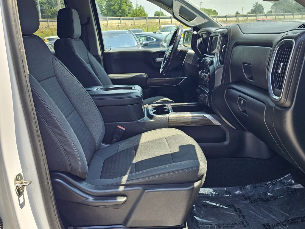 Photo 19 of this CHEVROLET SILVERADO 1500