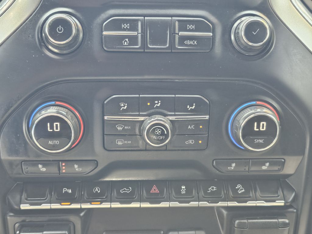 Photo 33 of this CHEVROLET SILVERADO 1500