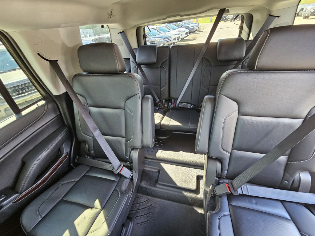 Photo 18 of this GMC YUKON