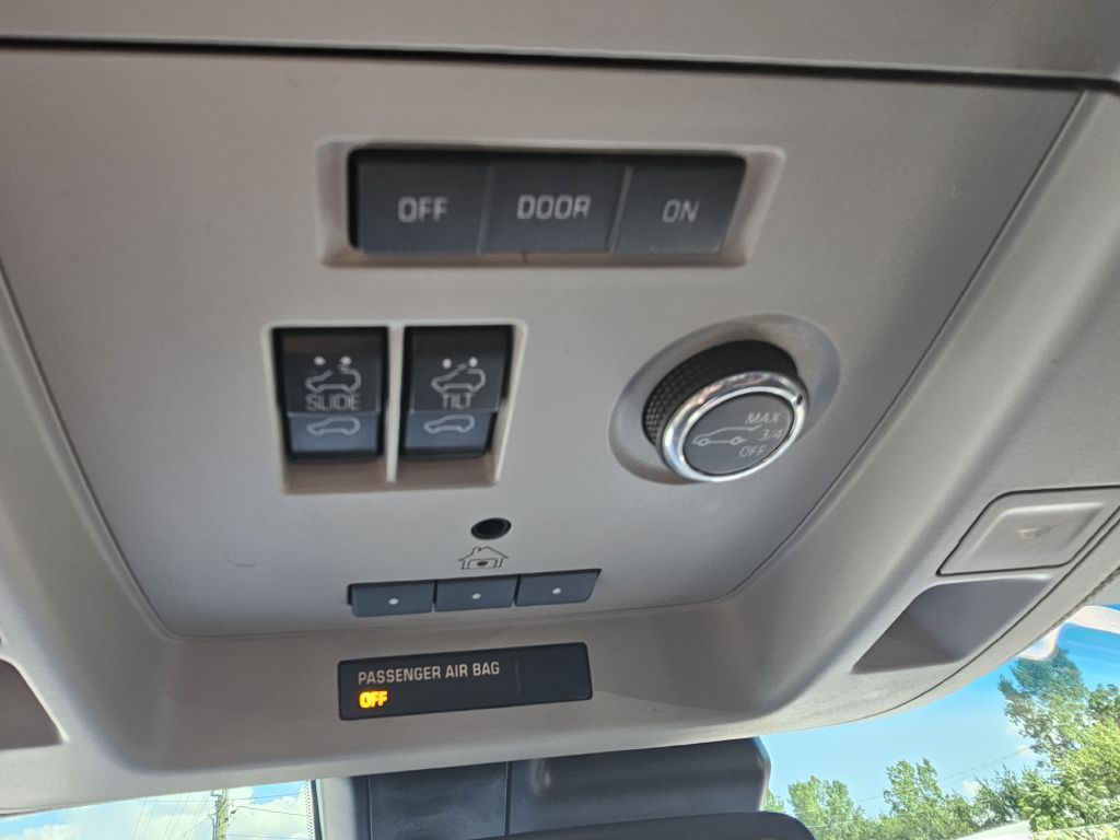 Photo 42 of this GMC YUKON