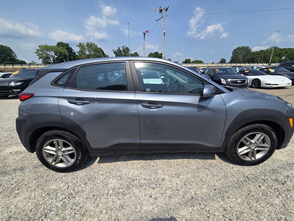 Photo 4 of this HYUNDAI KONA