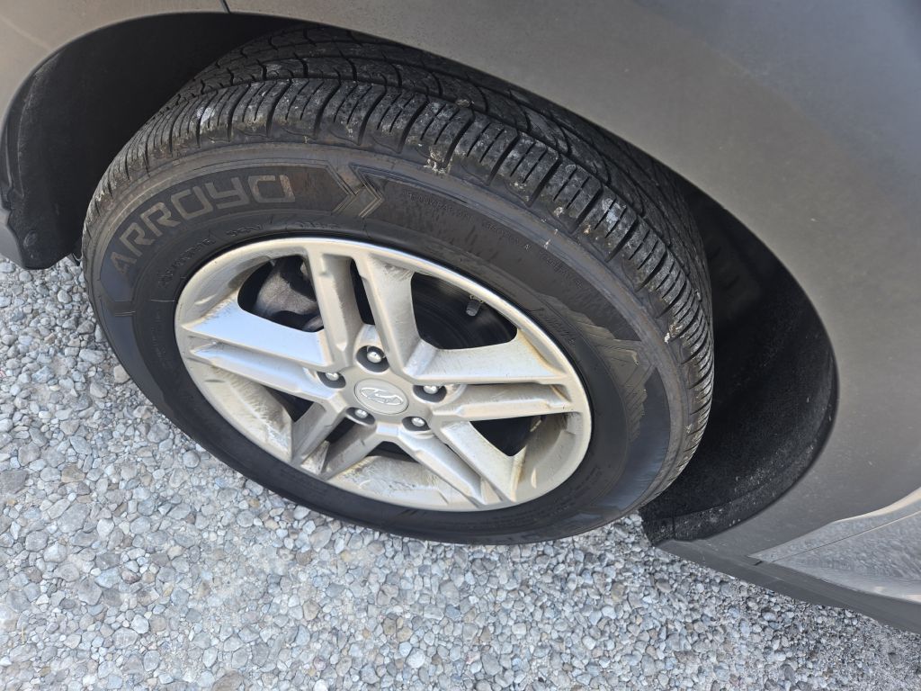 Photo 10 of this HYUNDAI KONA