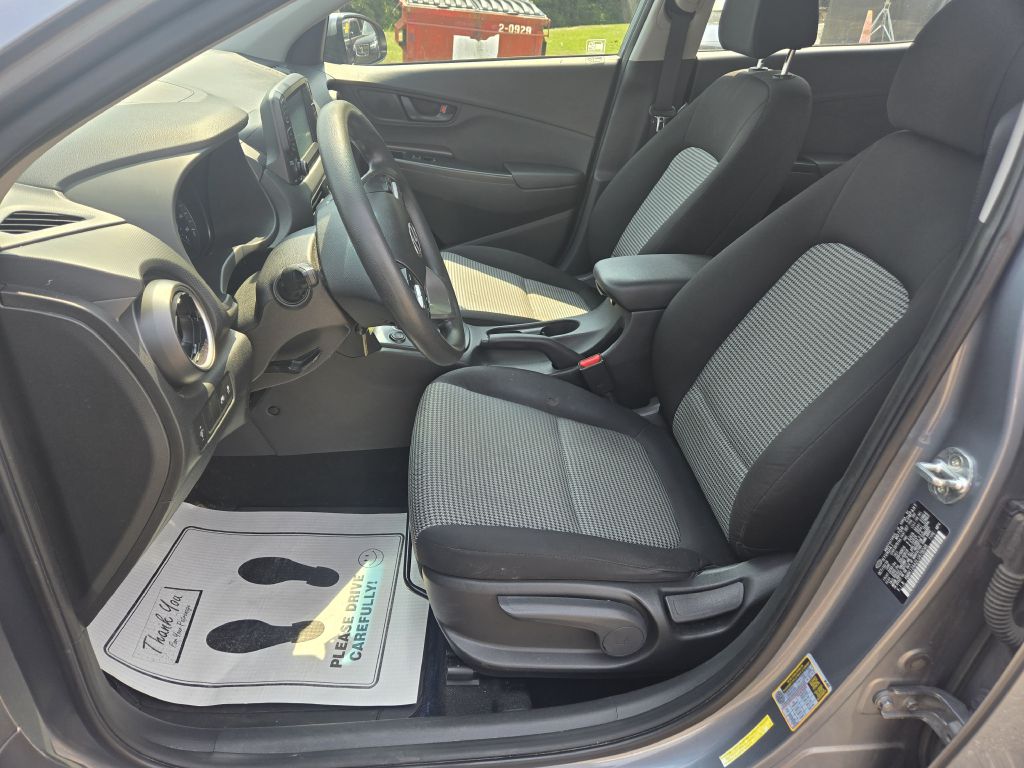 Photo 13 of this HYUNDAI KONA