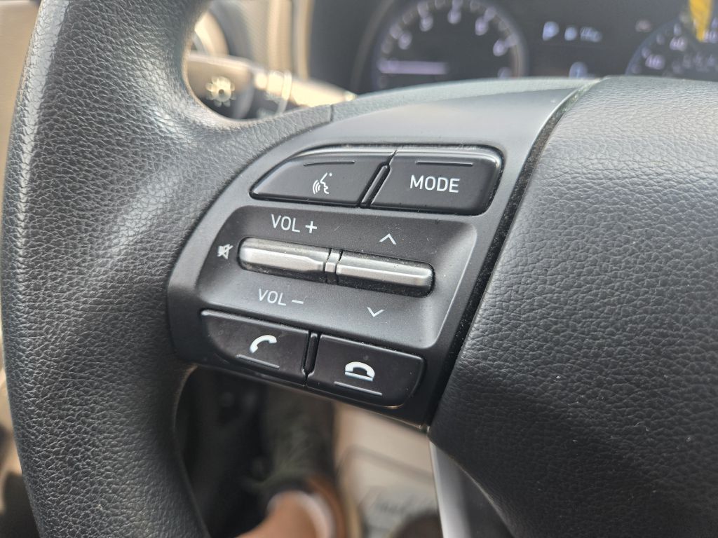 Photo 17 of this HYUNDAI KONA