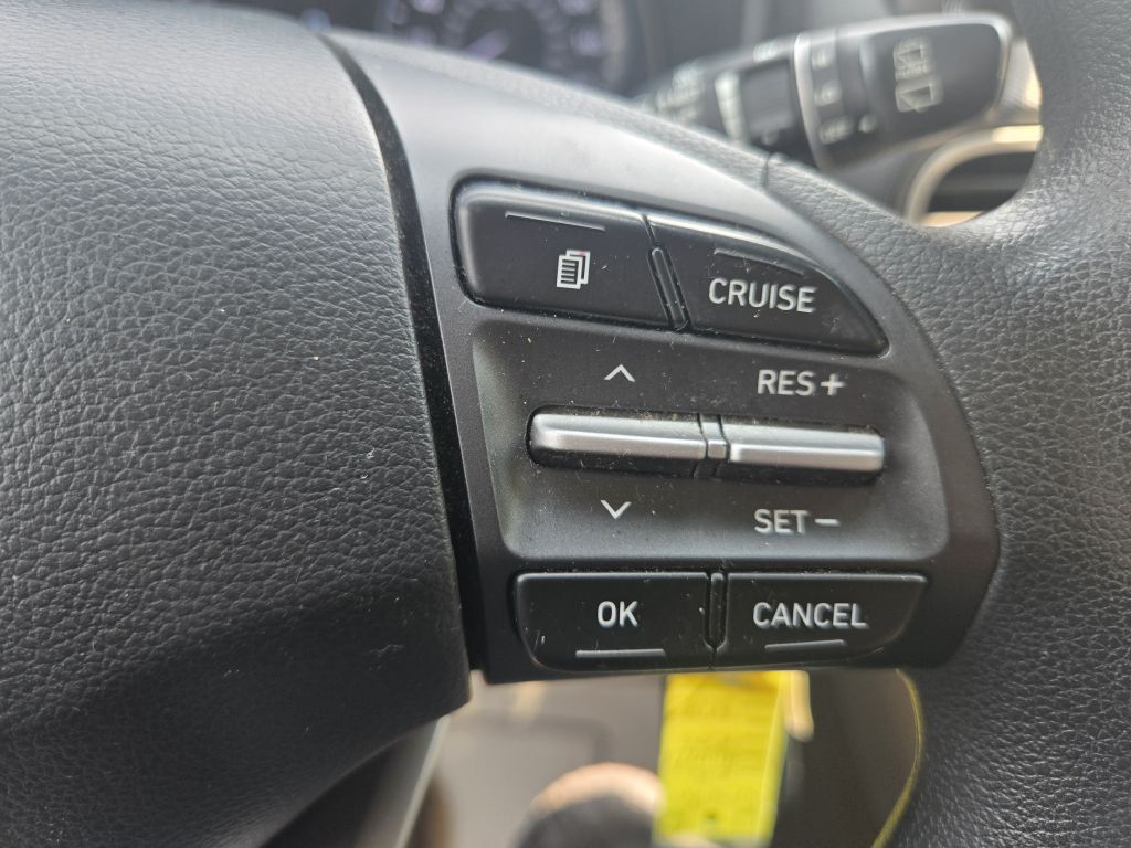 Photo 18 of this HYUNDAI KONA