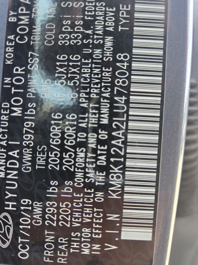 Photo 30 of this HYUNDAI KONA