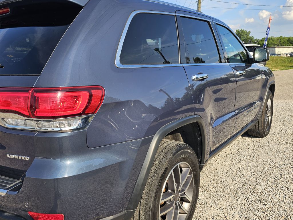 Photo 12 of this JEEP GRAND CHEROKEE
