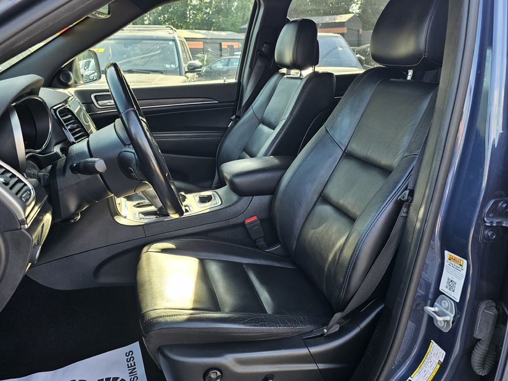 Photo 14 of this JEEP GRAND CHEROKEE