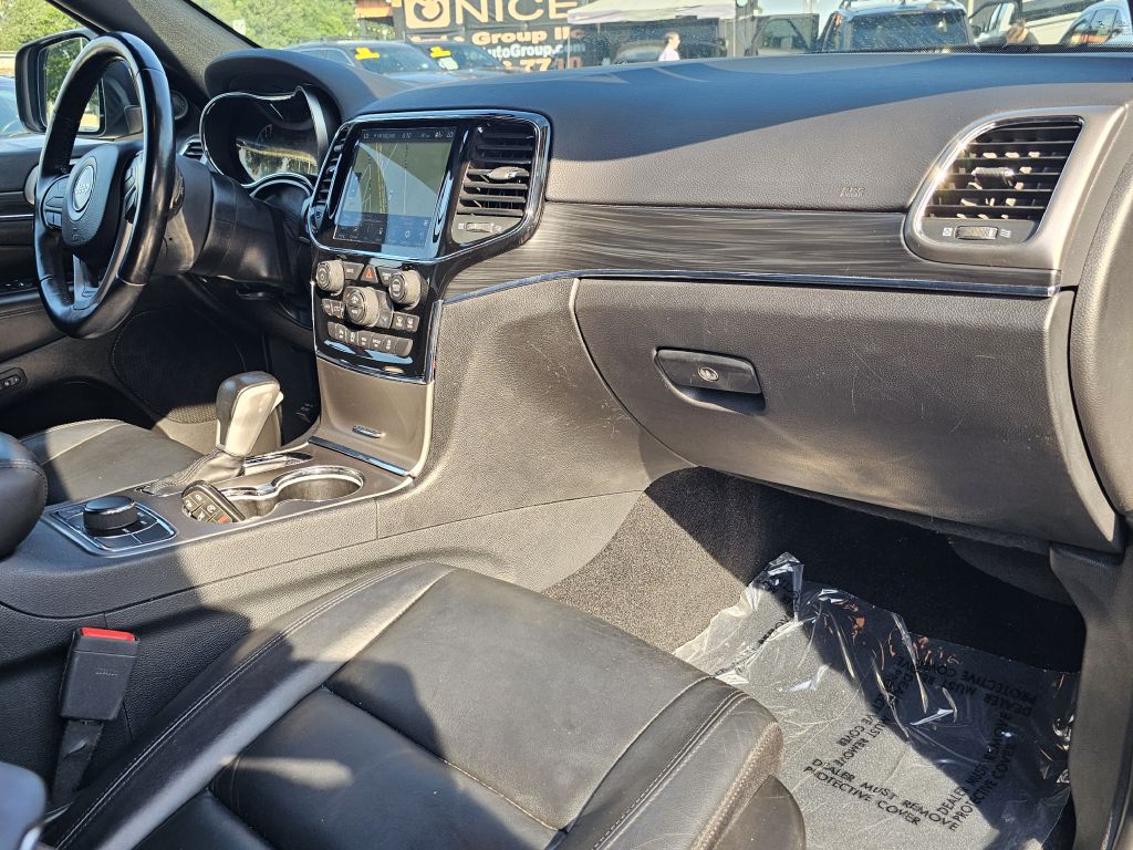 Photo 21 of this JEEP GRAND CHEROKEE