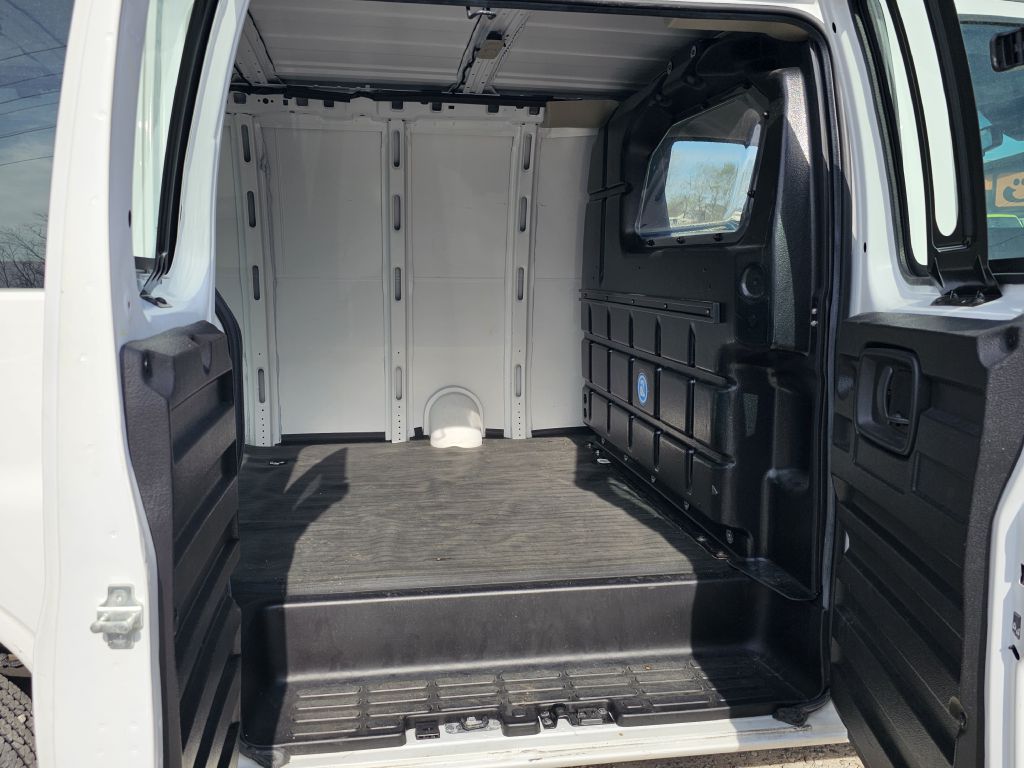 Photo 14 of this CHEVROLET EXPRESS
