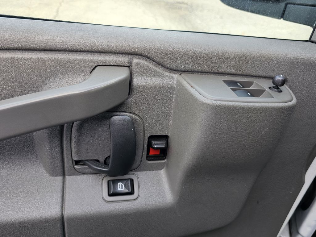 Photo 20 of this CHEVROLET EXPRESS