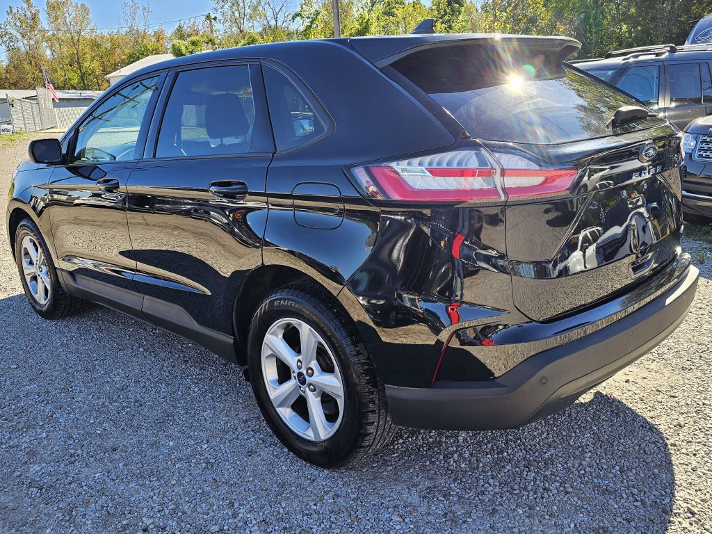 Photo 3 of this FORD EDGE