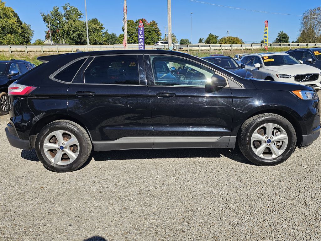 Photo 7 of this FORD EDGE