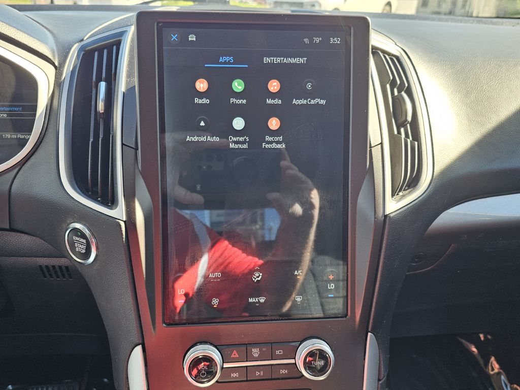 Photo 27 of this FORD EDGE