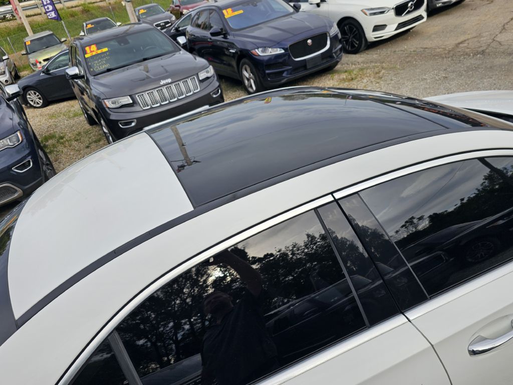 Photo 9 of this MERCEDES-BENZ A