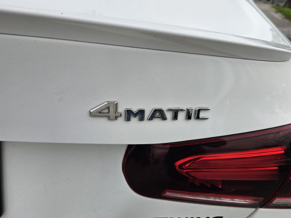 Photo 11 of this MERCEDES-BENZ A