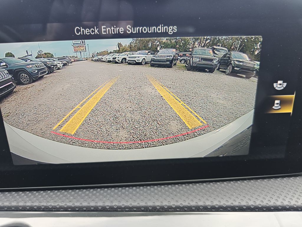 Photo 37 of this MERCEDES-BENZ A