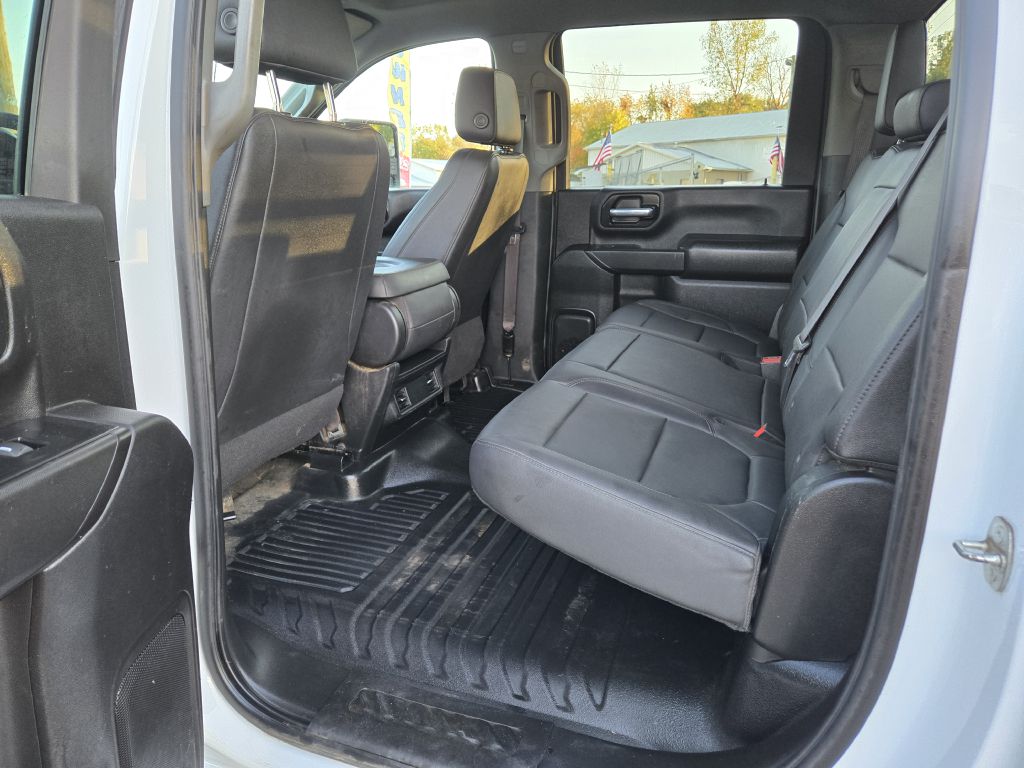 Photo 30 of this CHEVROLET SILVERADO 2500