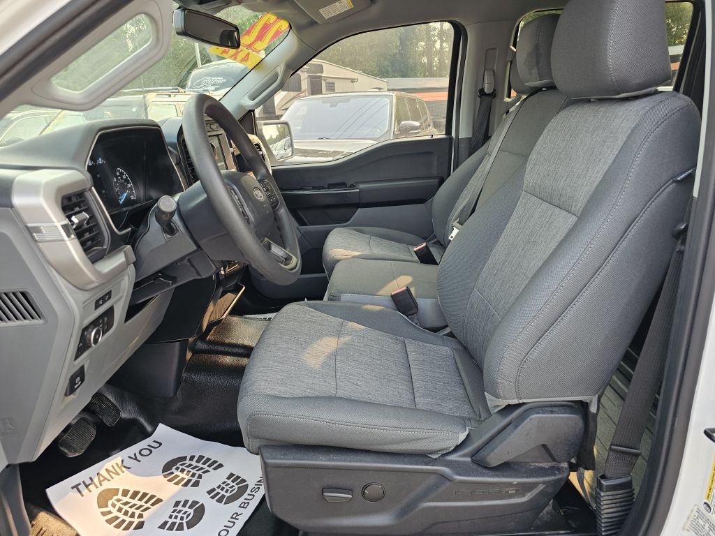 Photo 15 of this FORD F150