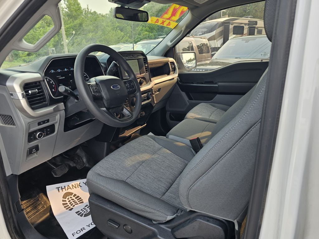 Photo 17 of this FORD F150