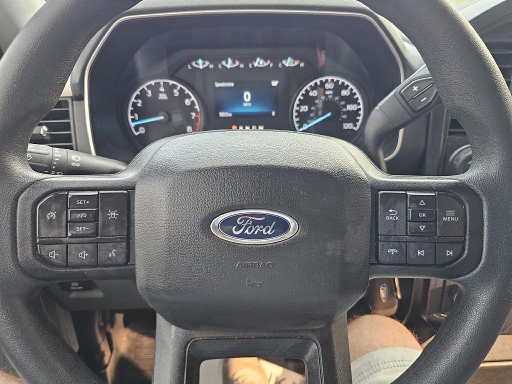 Photo 25 of this FORD F150