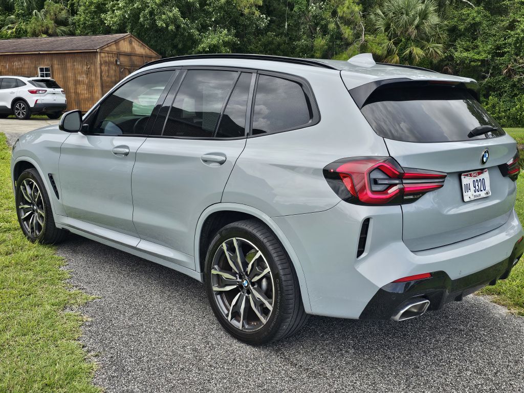 Photo 3 of this BMW X3