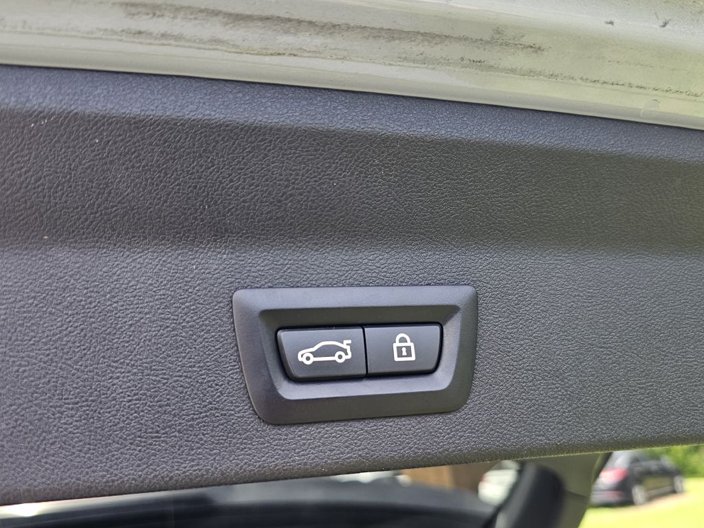 Photo 18 of this BMW X3