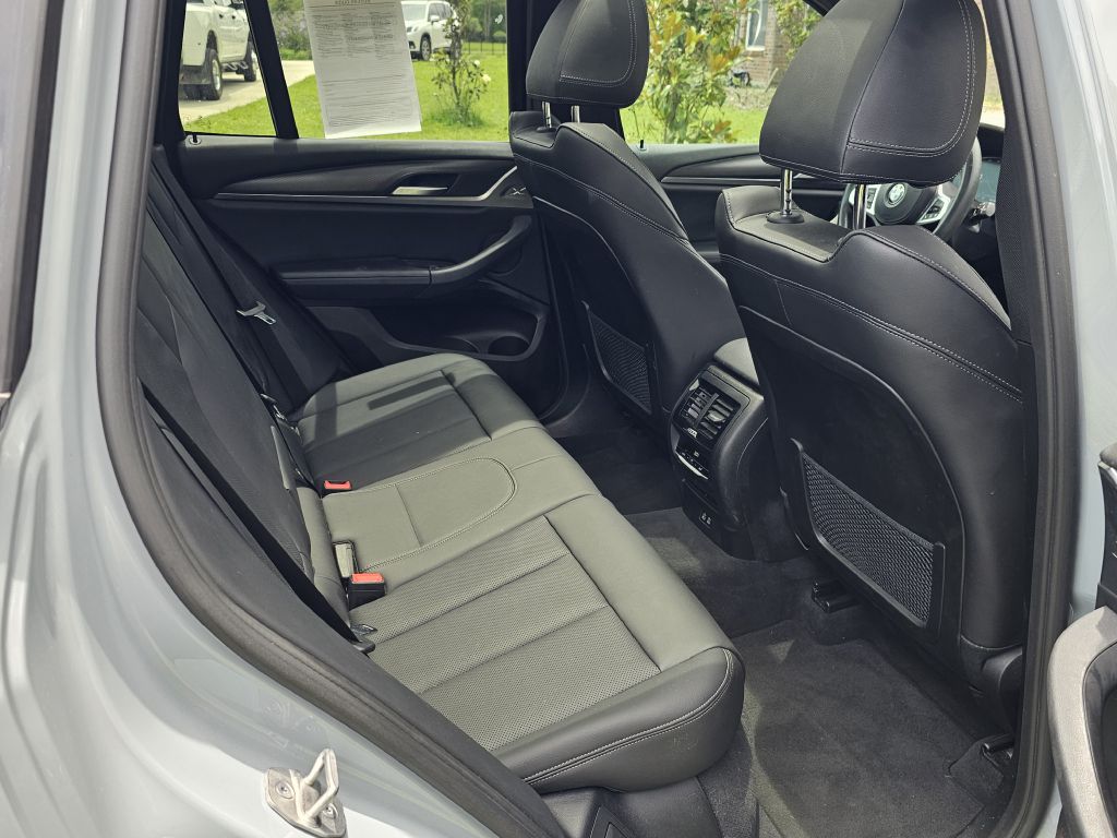 Photo 19 of this BMW X3