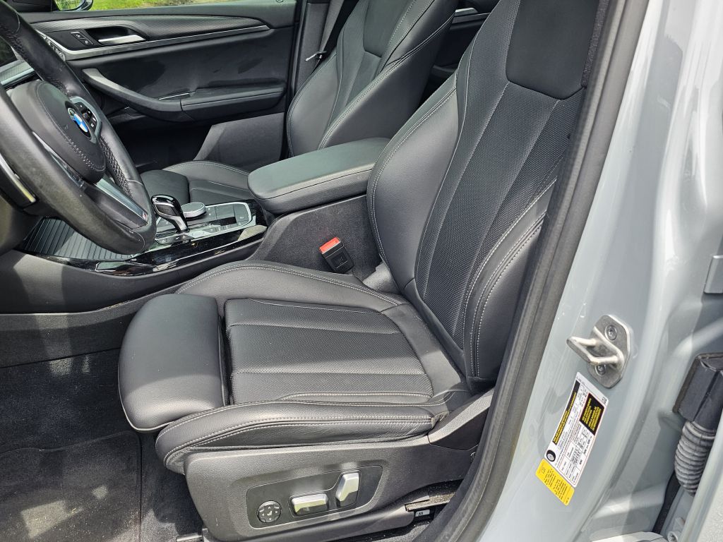 Photo 25 of this BMW X3