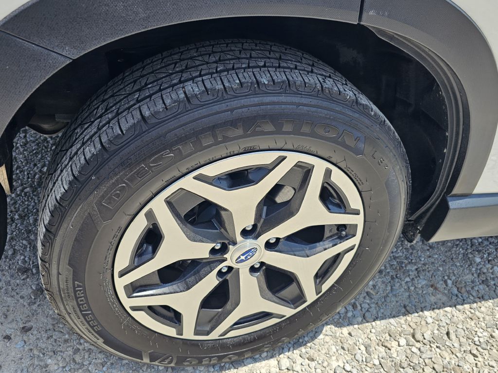 Photo 9 of this SUBARU FORESTER