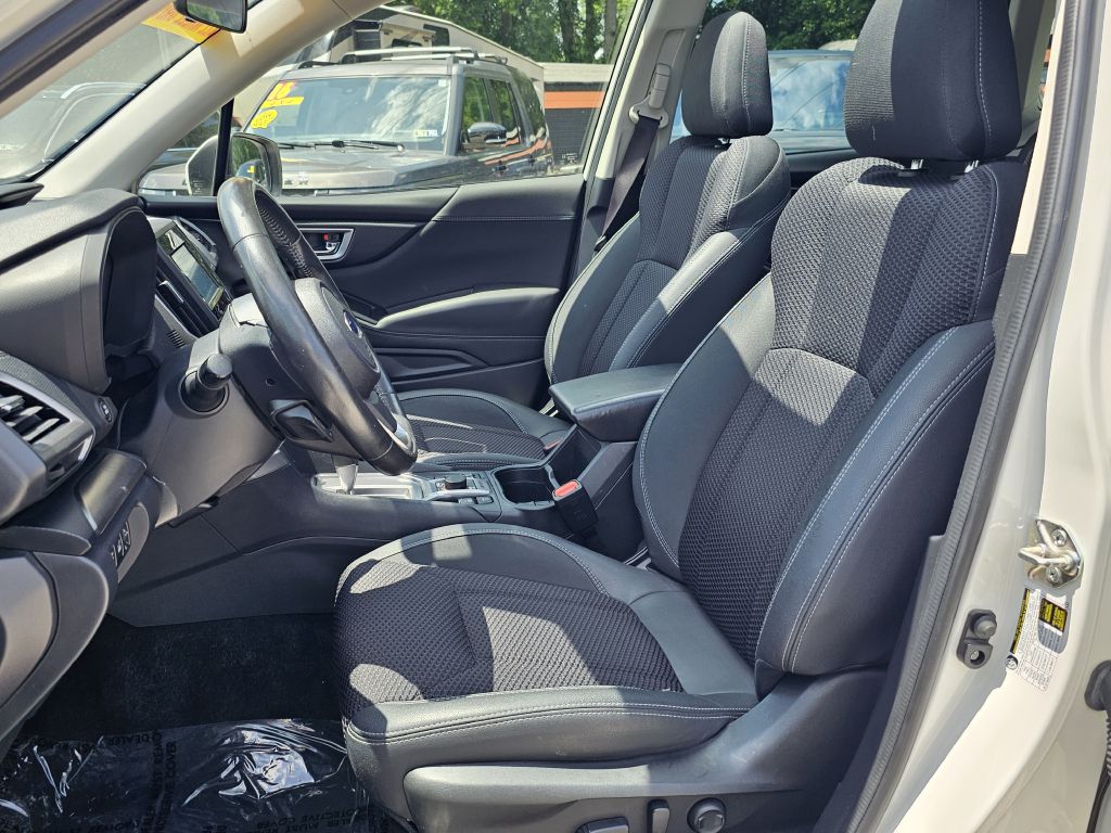 Photo 14 of this SUBARU FORESTER