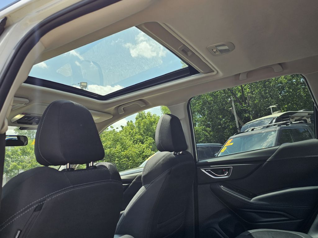 Photo 17 of this SUBARU FORESTER