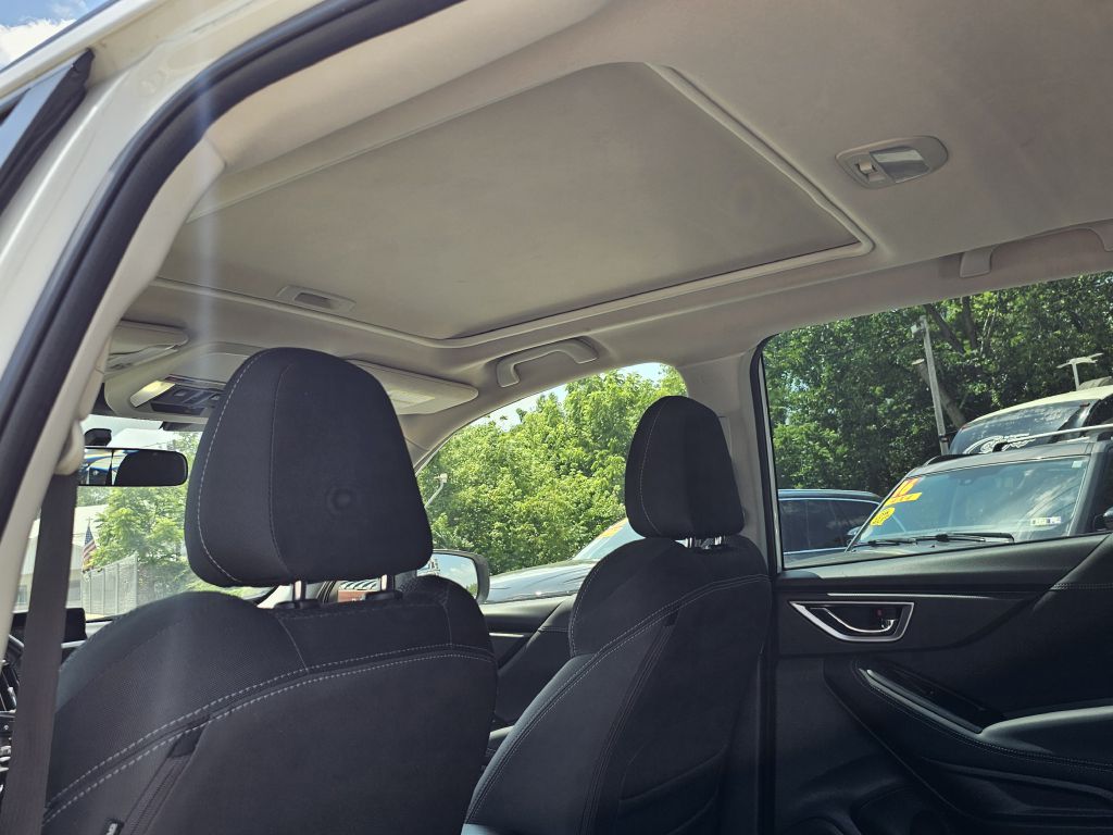 Photo 19 of this SUBARU FORESTER