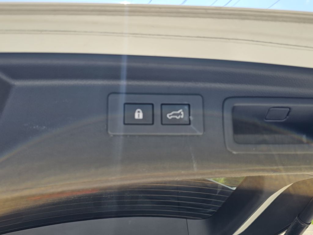 Photo 25 of this SUBARU FORESTER