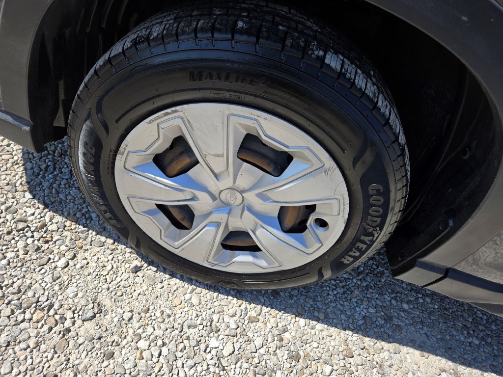Photo 10 of this SUBARU FORESTER