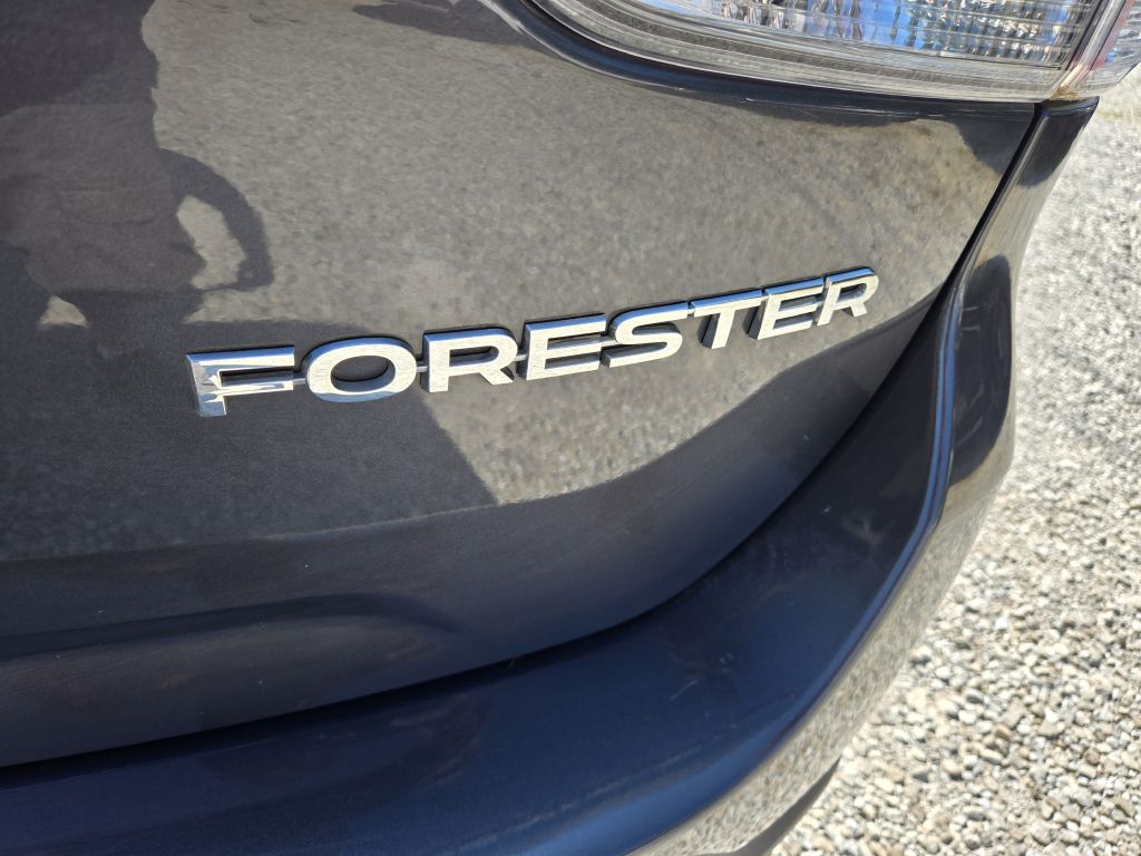 Photo 11 of this SUBARU FORESTER