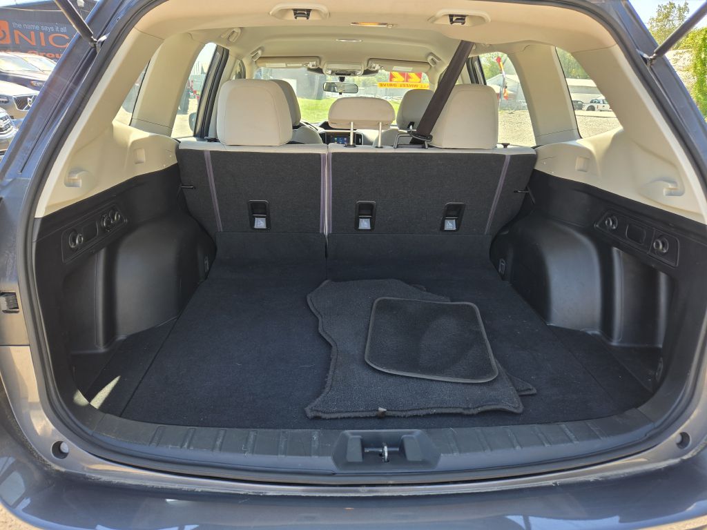 Photo 29 of this SUBARU FORESTER