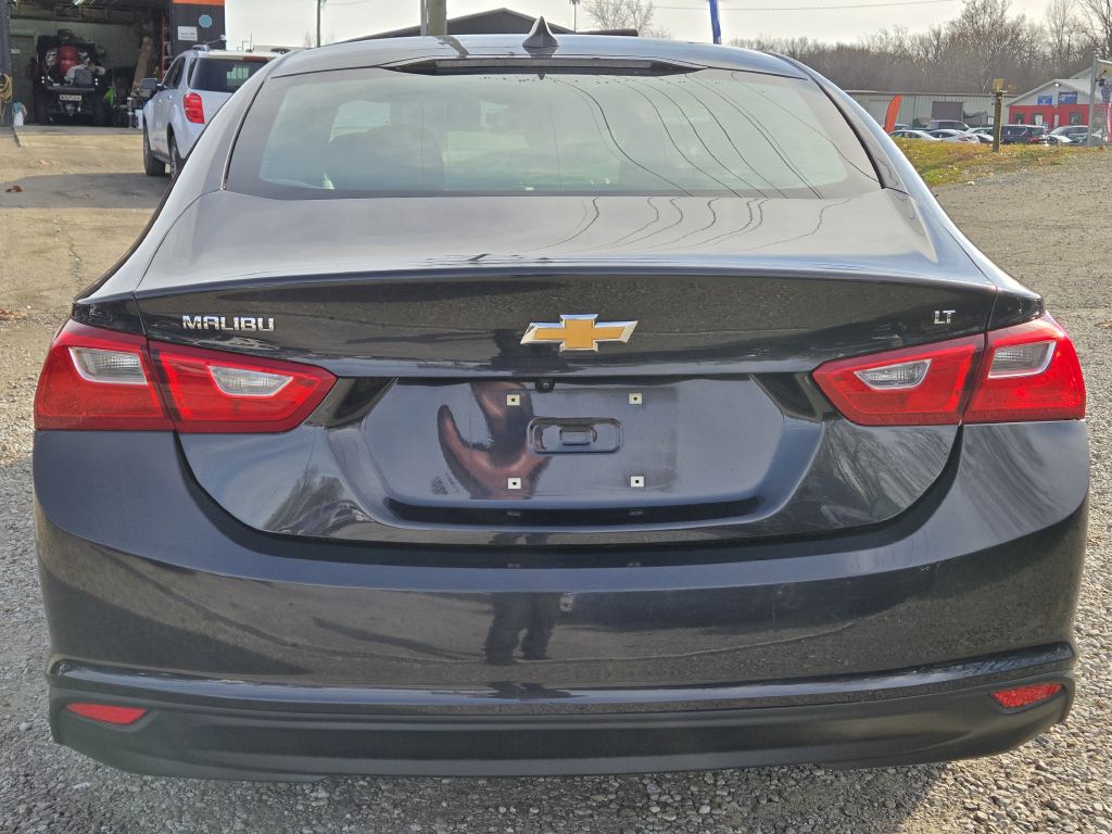 Photo 6 of this CHEVROLET MALIBU