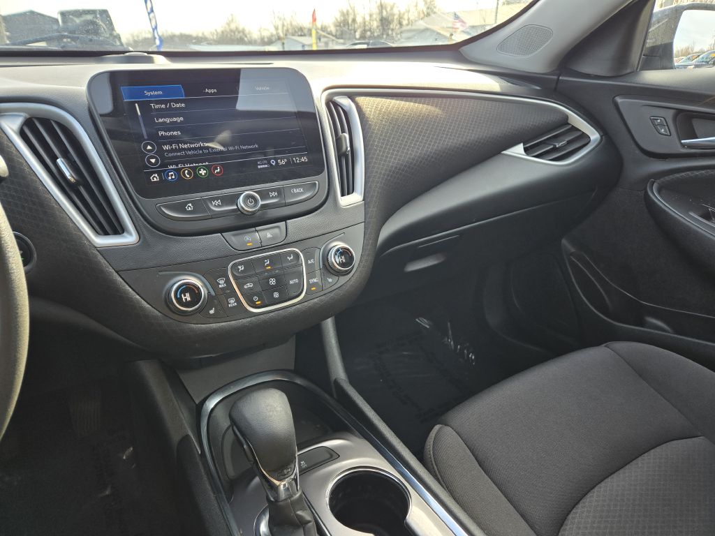 Photo 16 of this CHEVROLET MALIBU