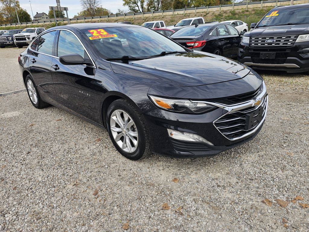 Photo 7 of this CHEVROLET MALIBU