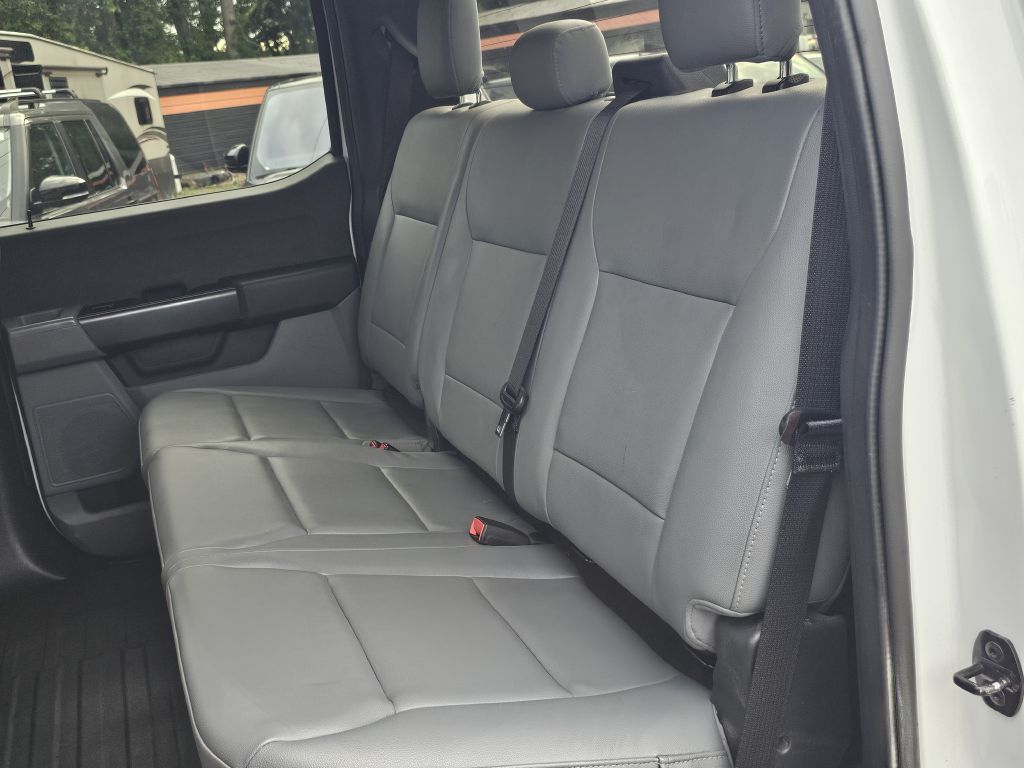 Photo 15 of this FORD F150