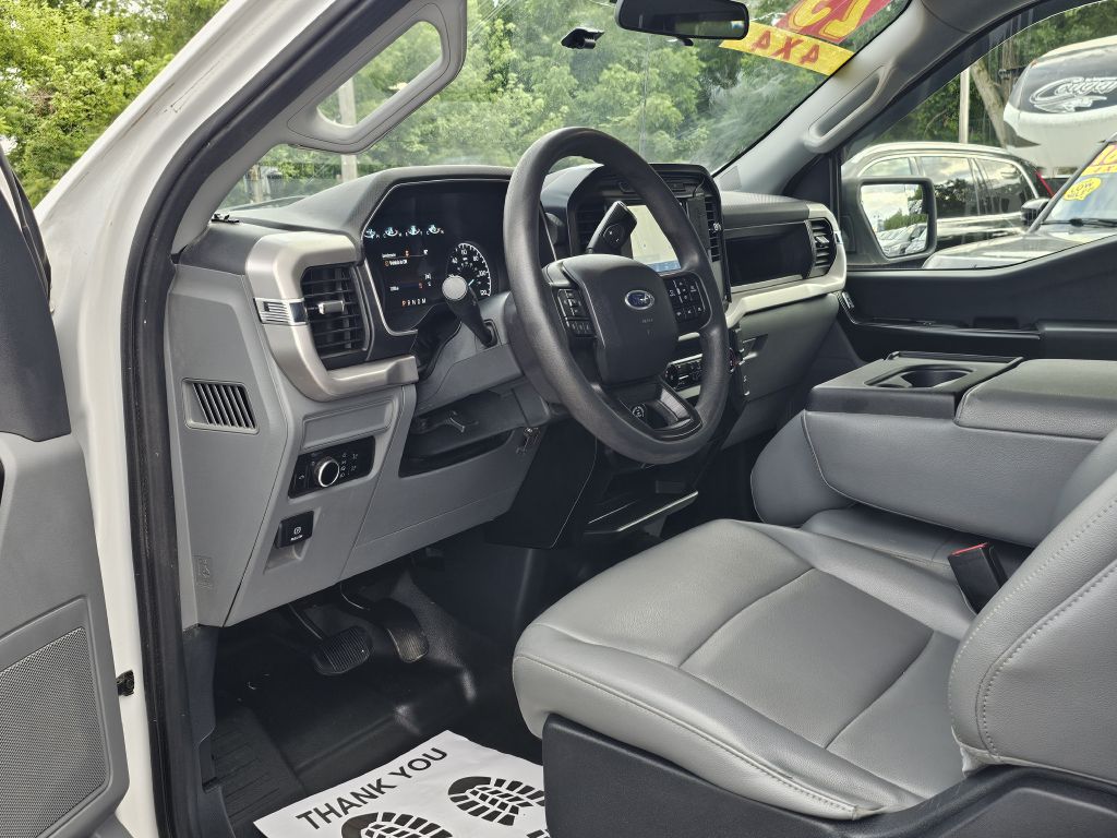 Photo 18 of this FORD F150
