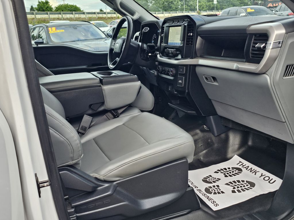 Photo 23 of this FORD F150