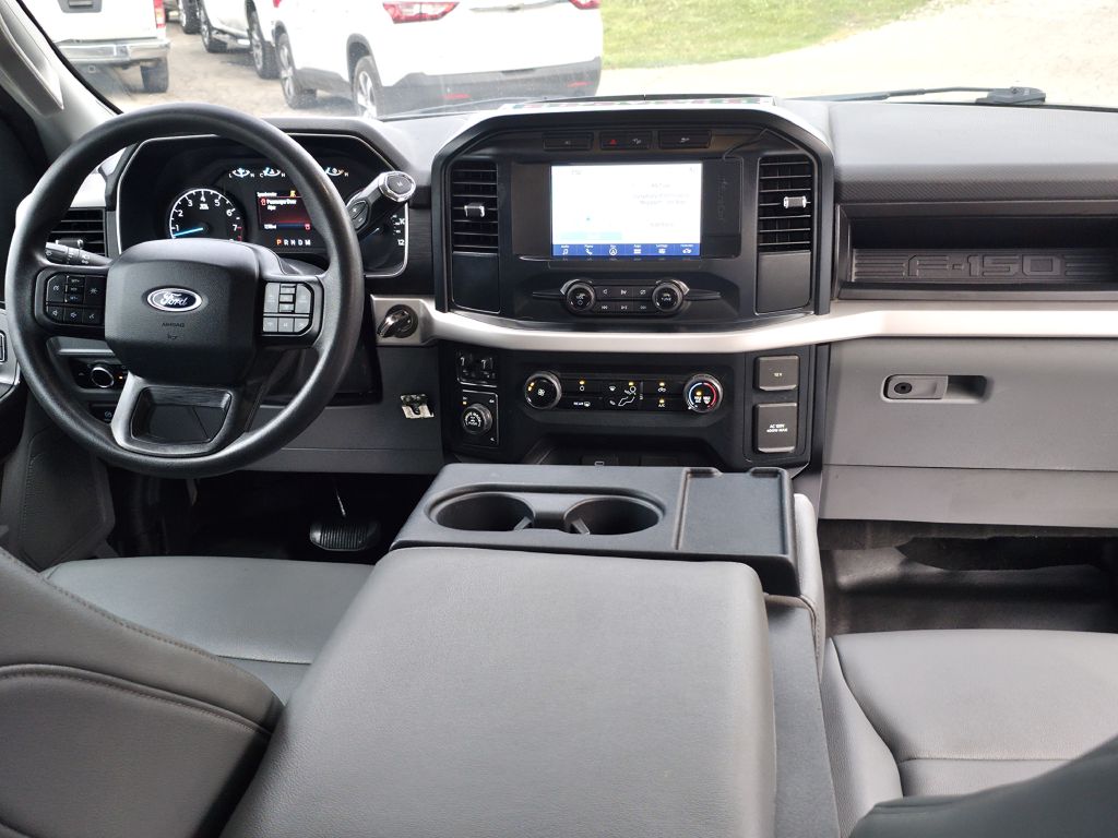 Photo 24 of this FORD F150
