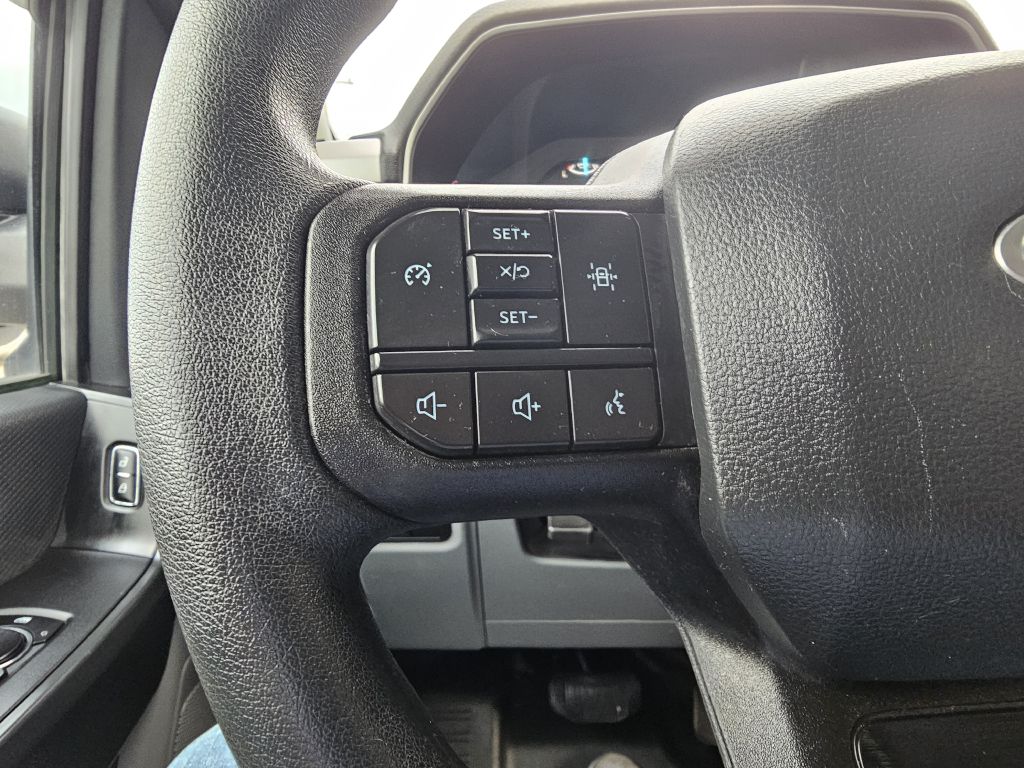 Photo 30 of this FORD F150